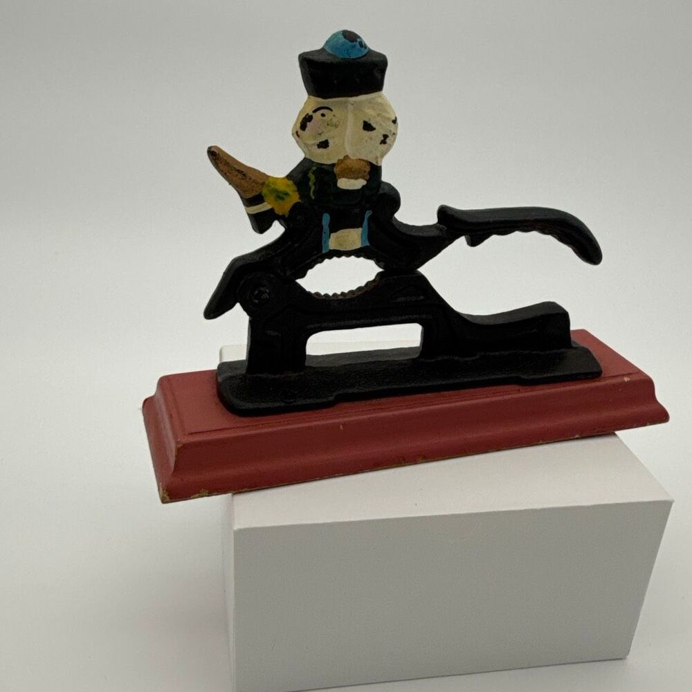 1940s Cast Iron Nutcracker – Hand-Painted Character Face, Functional Lever, Red